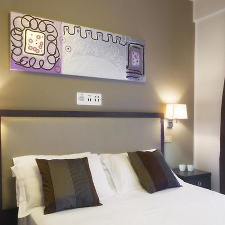 Hotel Ambassador Riccione Habitación foto
