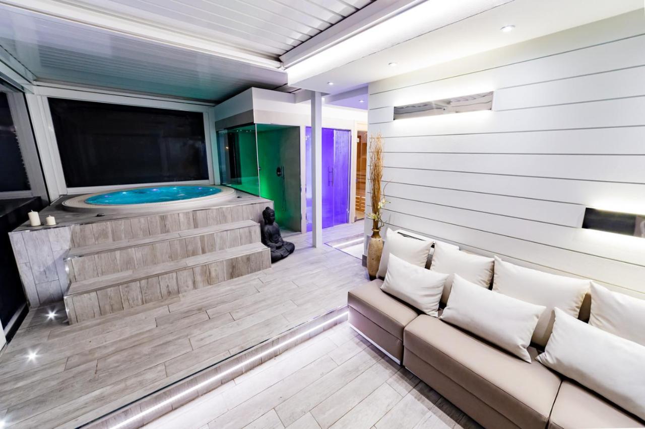 Hotel Ambassador Riccione Exterior foto